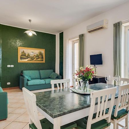 Roomy And Bright Apartment With Balconies X6 Catania Exterior photo