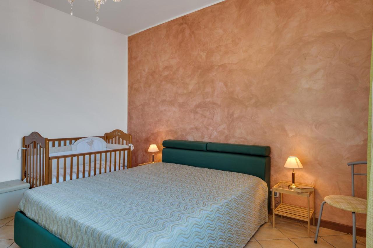 Roomy And Bright Apartment With Balconies X6 Catania Exterior photo