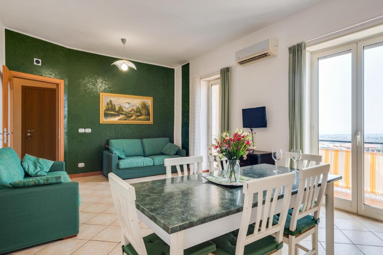 Roomy And Bright Apartment With Balconies X6 Catania Exterior photo