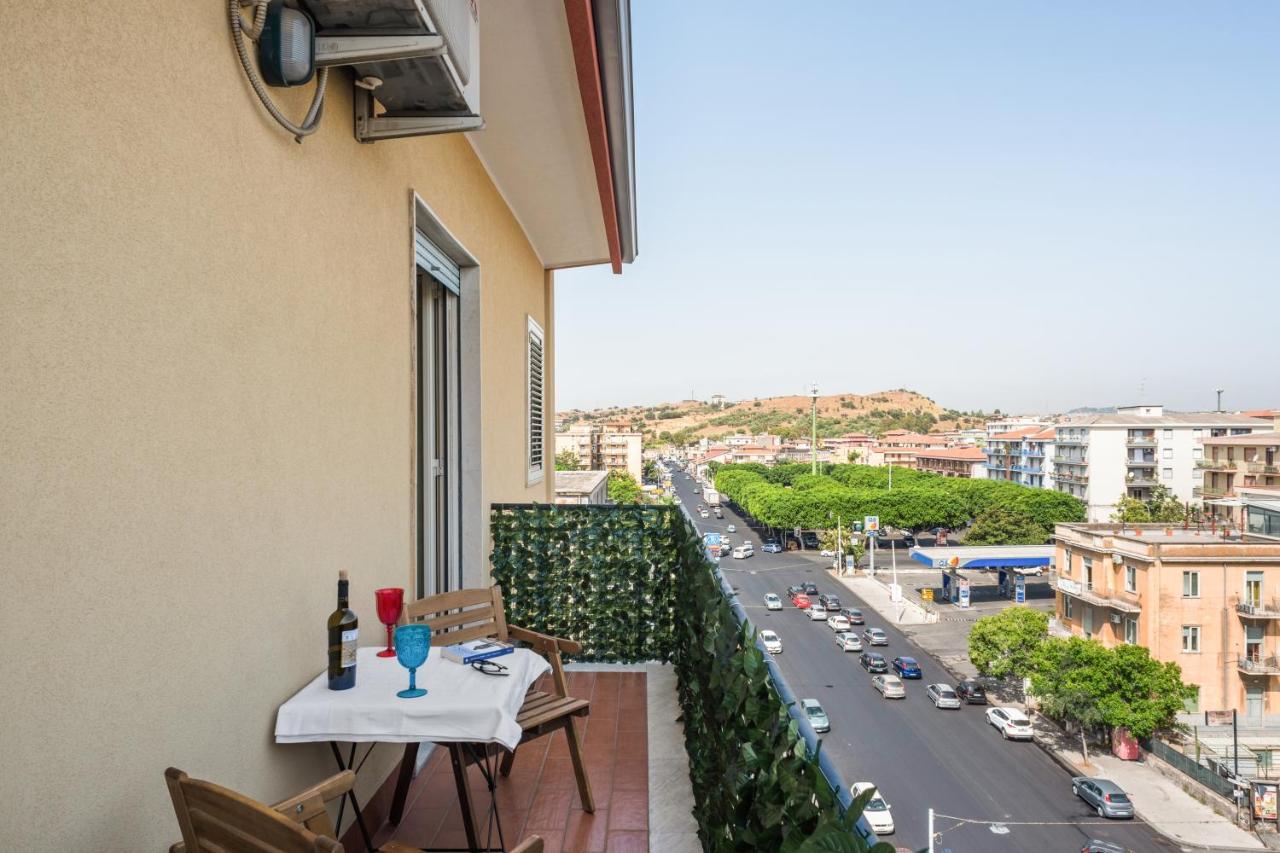 Roomy And Bright Apartment With Balconies X6 Catania Exterior photo